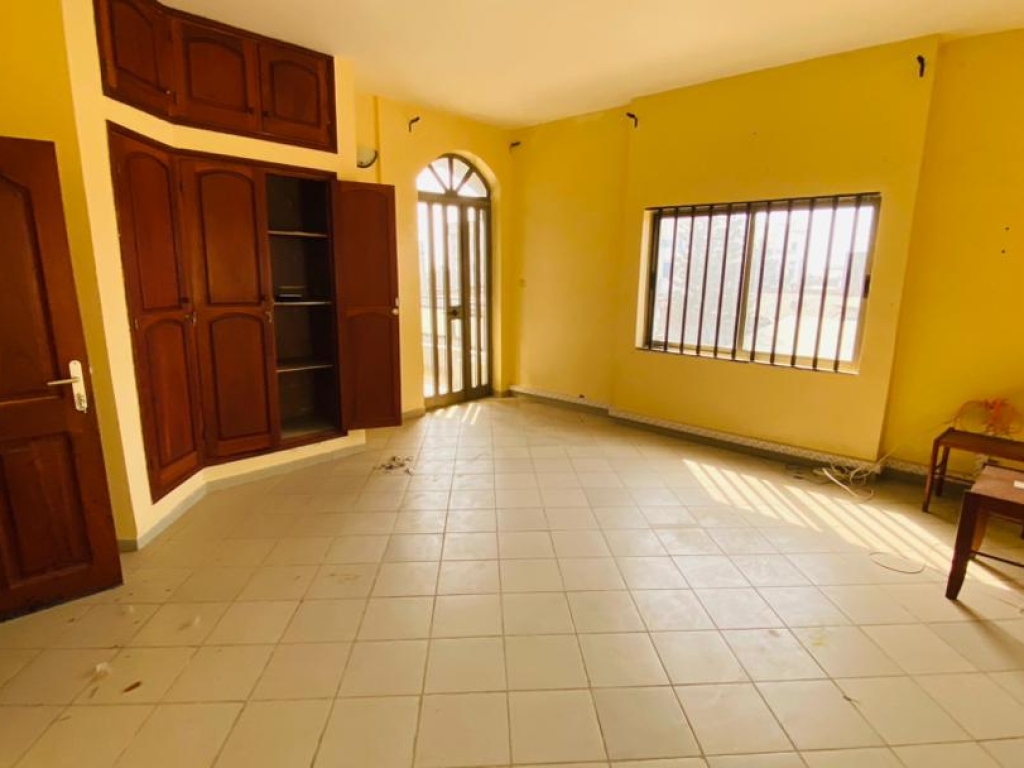 REF30858, Appartement à louer à  Fidjrossè